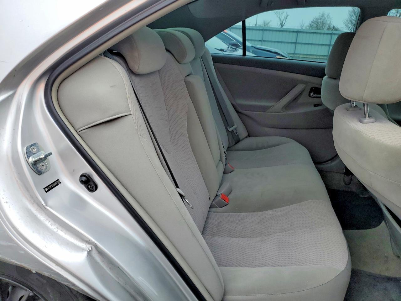 2010 TOYOTA CAMRY