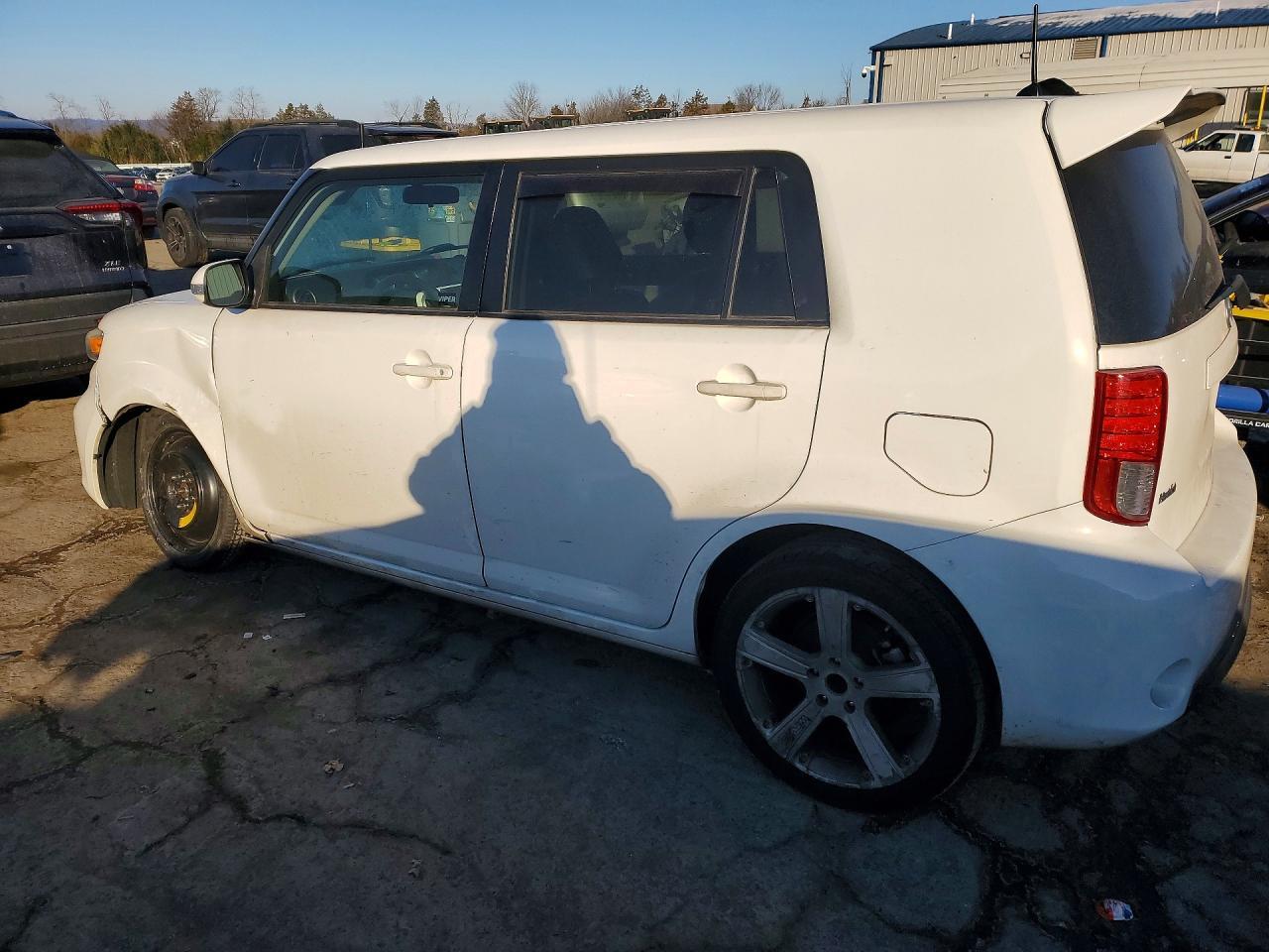 2013 SCION xB