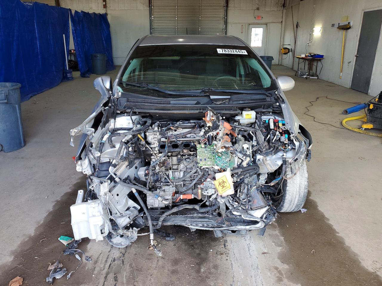2014 TOYOTA PRIUS