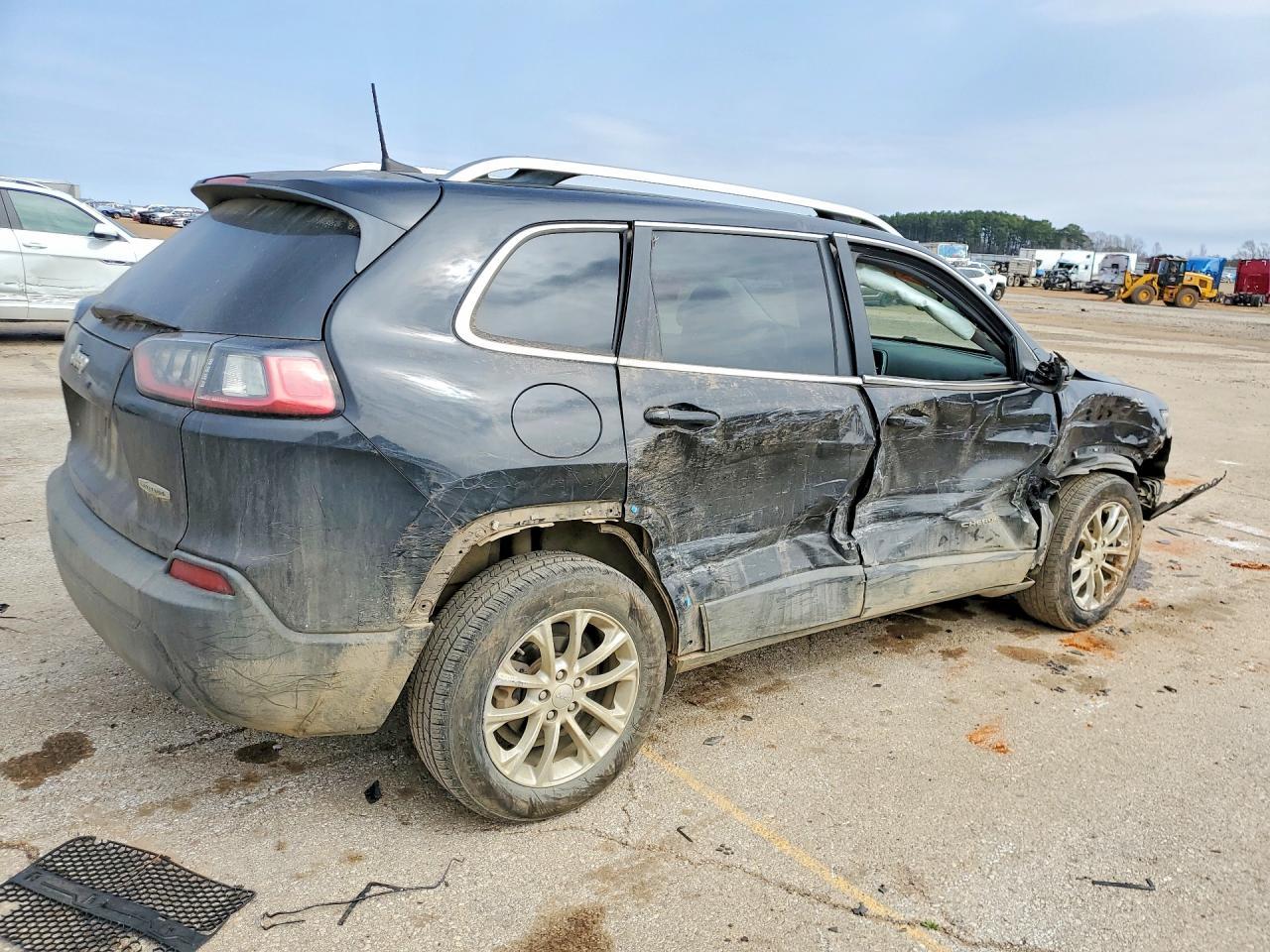 2019 JEEP CHEROKEE