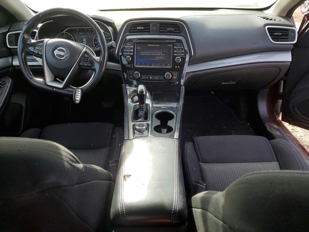 2016 NISSAN Maxima