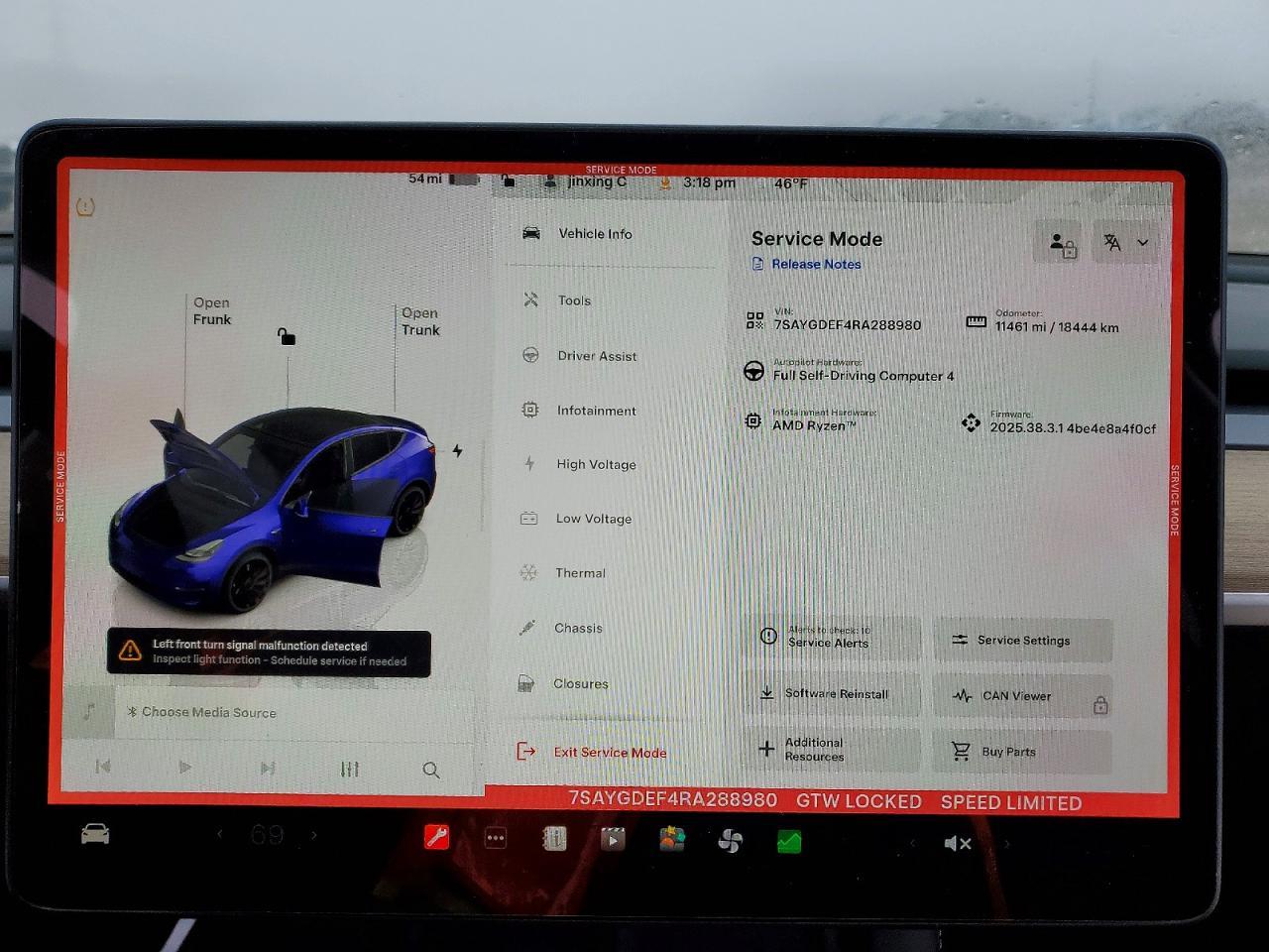 2024 TESLA MODEL Y