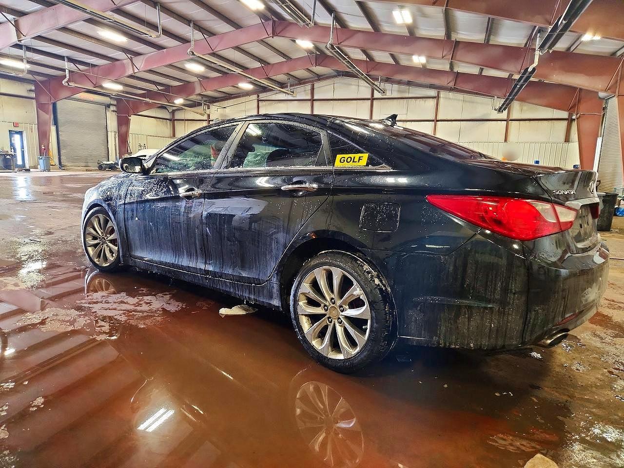 2011 HYUNDAI SONATA
