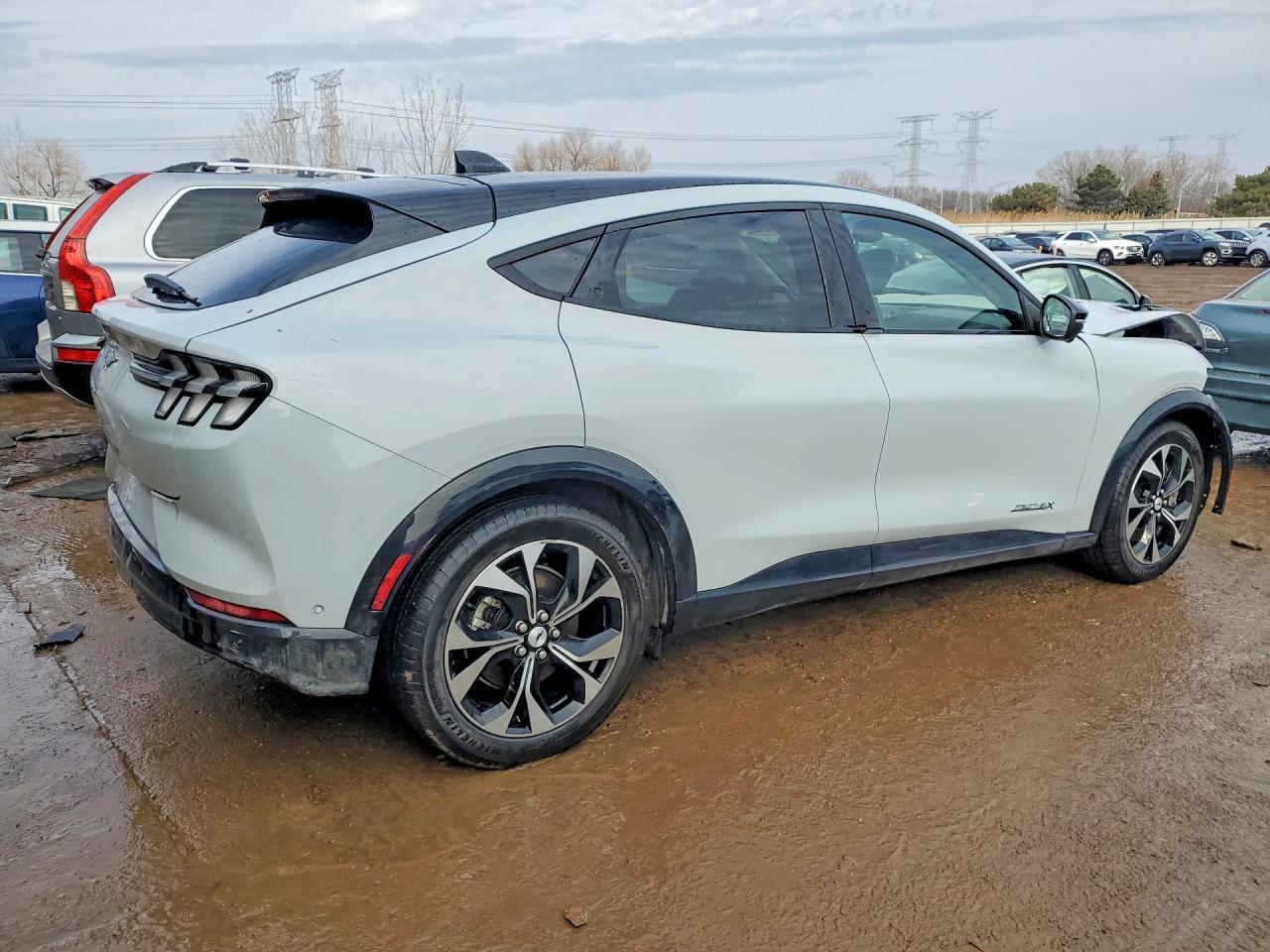 2023 FORD Mustang Mach-E