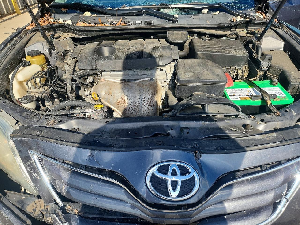 2011 TOYOTA CAMRY