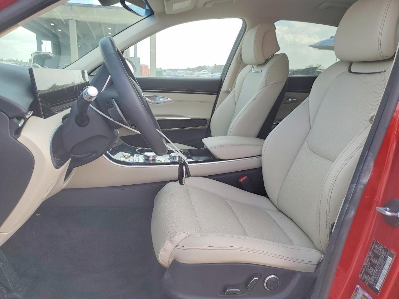 2026 GENESIS GV70
