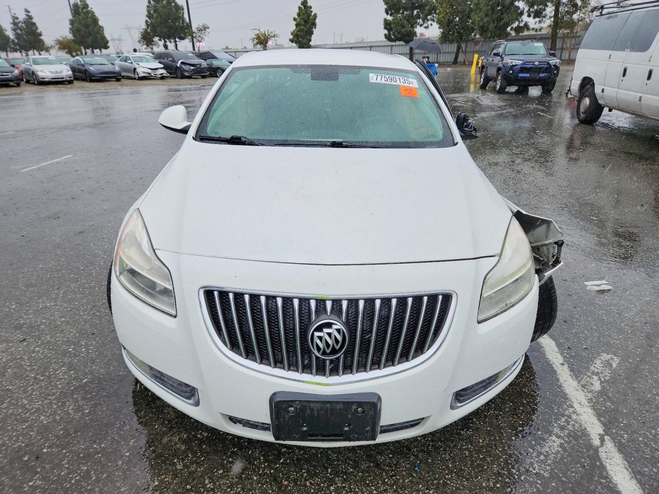 2011 BUICK Regal