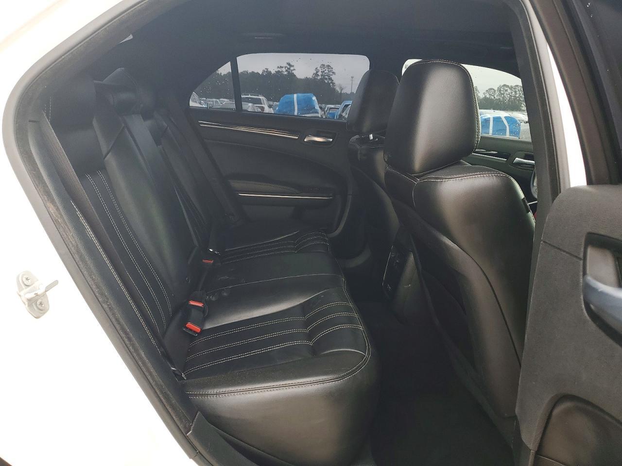2021 CHRYSLER 300