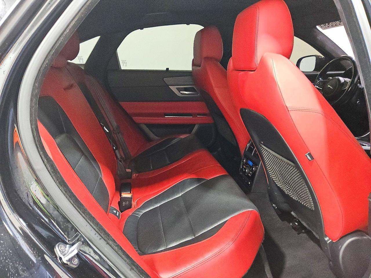 2017 JAGUAR XF