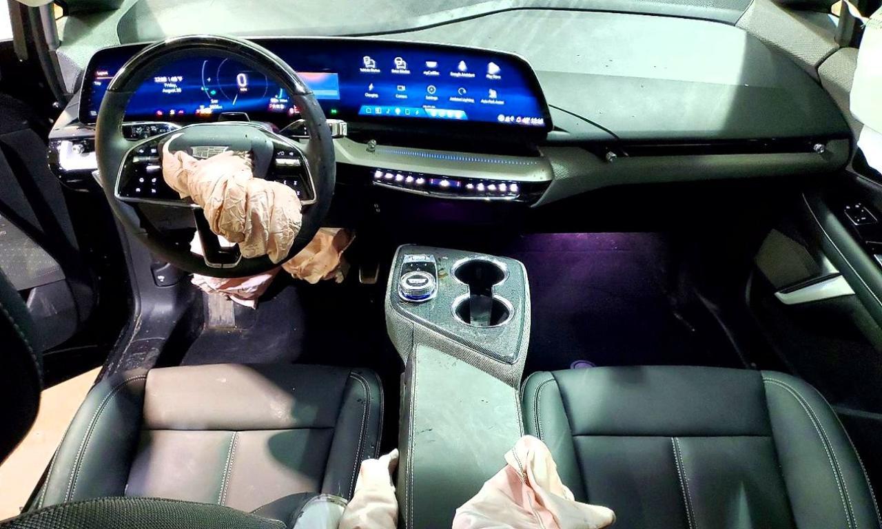2026 CADILLAC OPTIQ