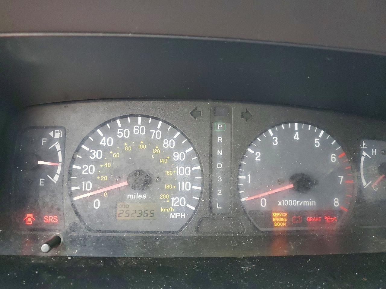 2002 MITSUBISHI Montero