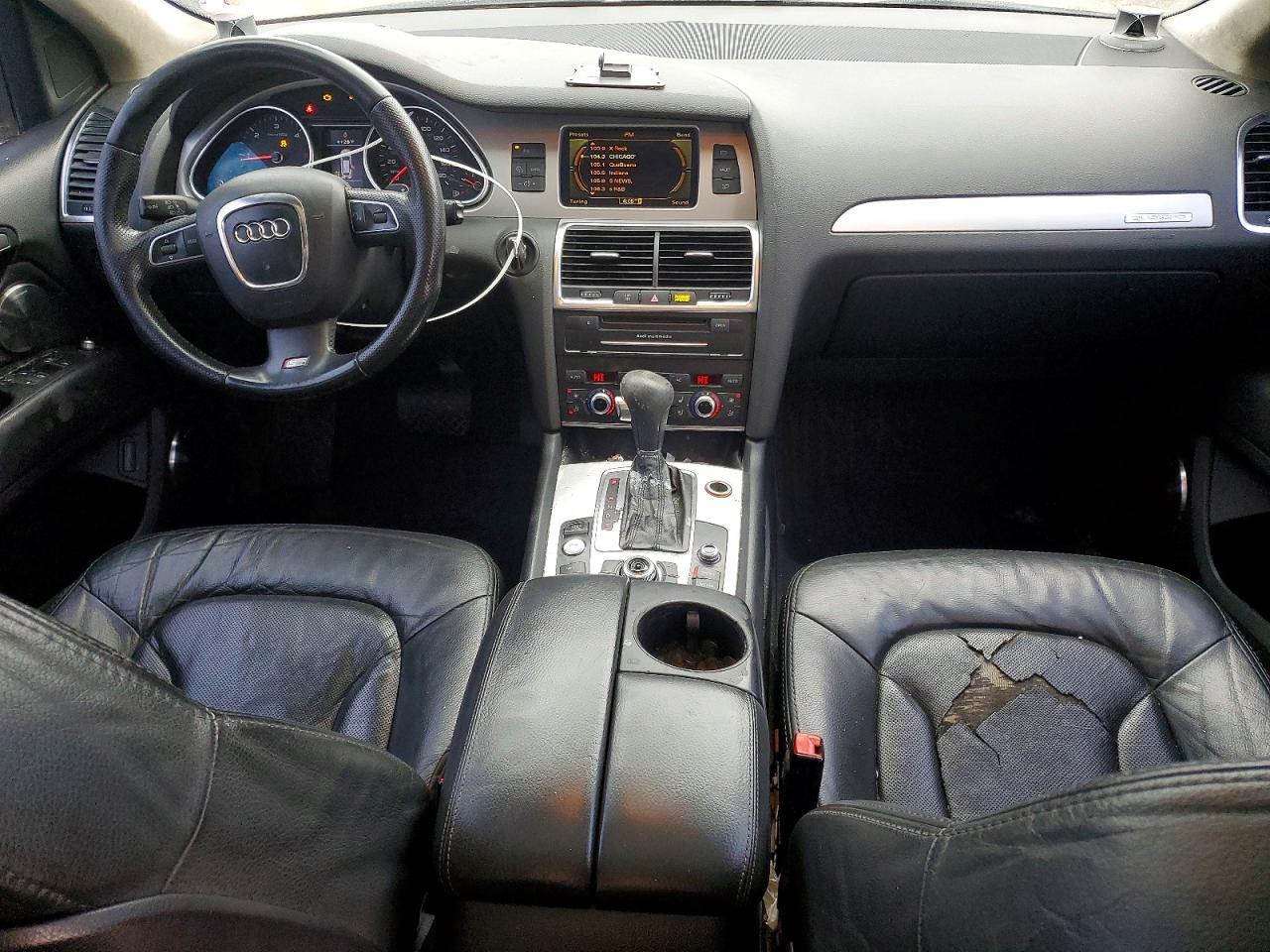 2010 AUDI Q7