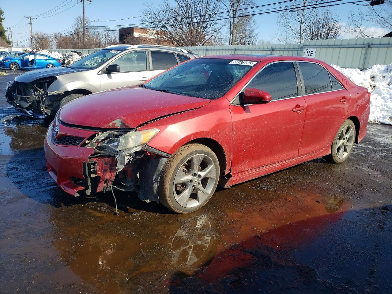 2012 TOYOTA CAMRY