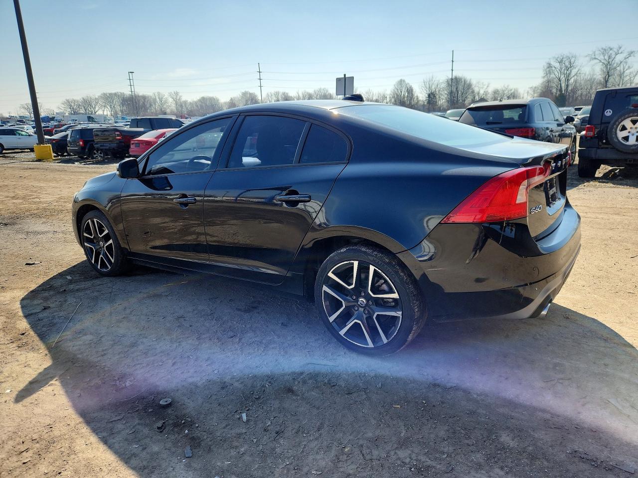 2018 VOLVO S60