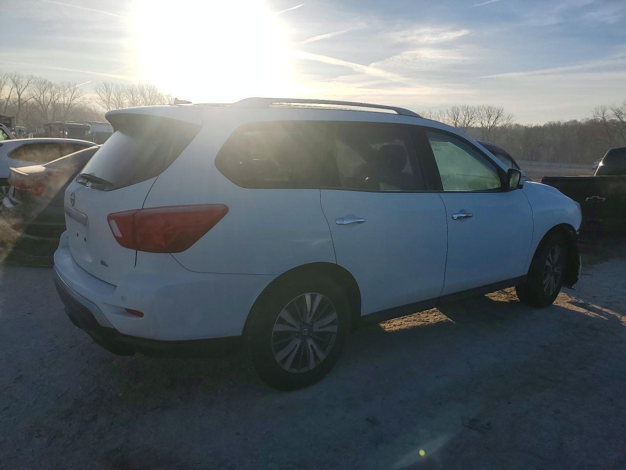 2018 NISSAN PATHFINDER