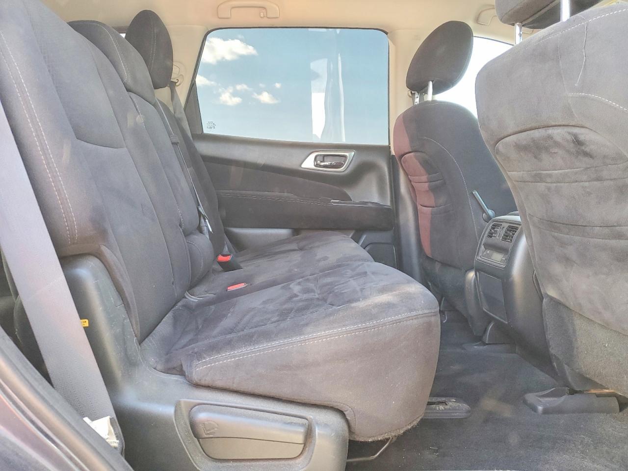 2013 NISSAN PATHFINDER