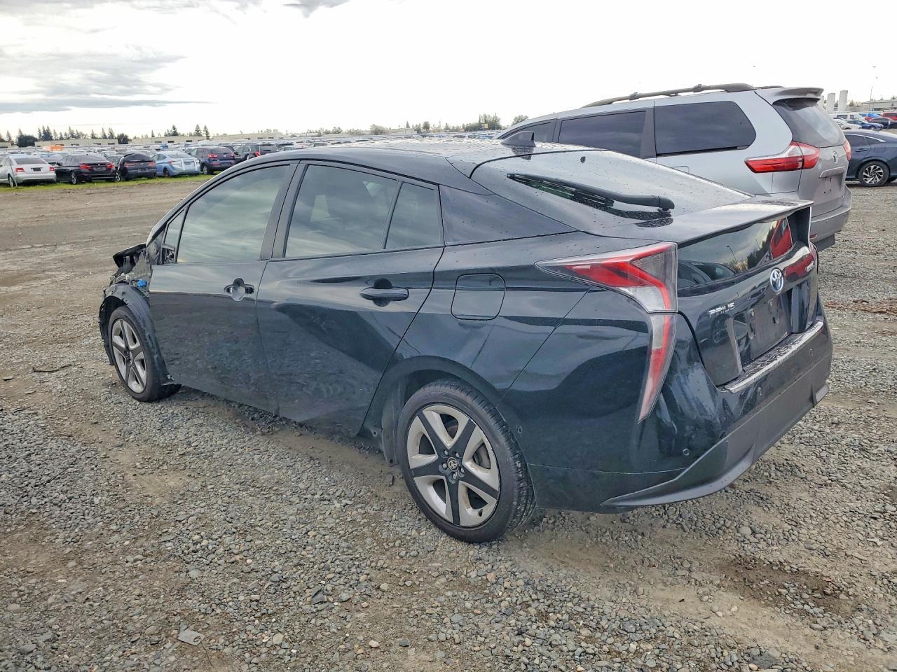 2017 TOYOTA PRIUS