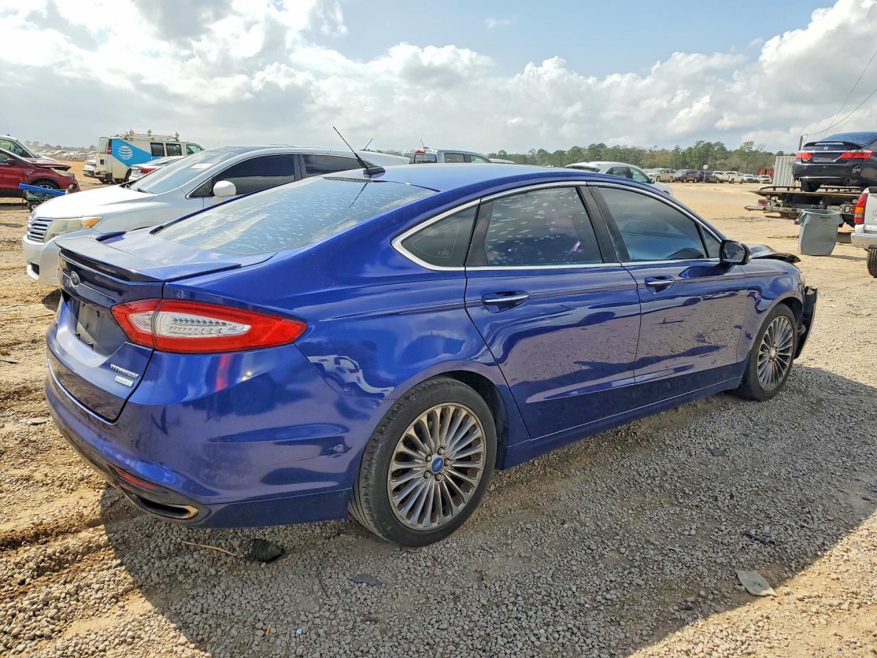 2013 FORD FUSION