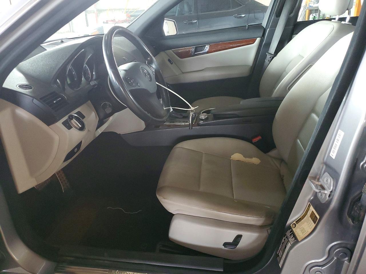 2011 MERCEDES-BENZ C-CLASS