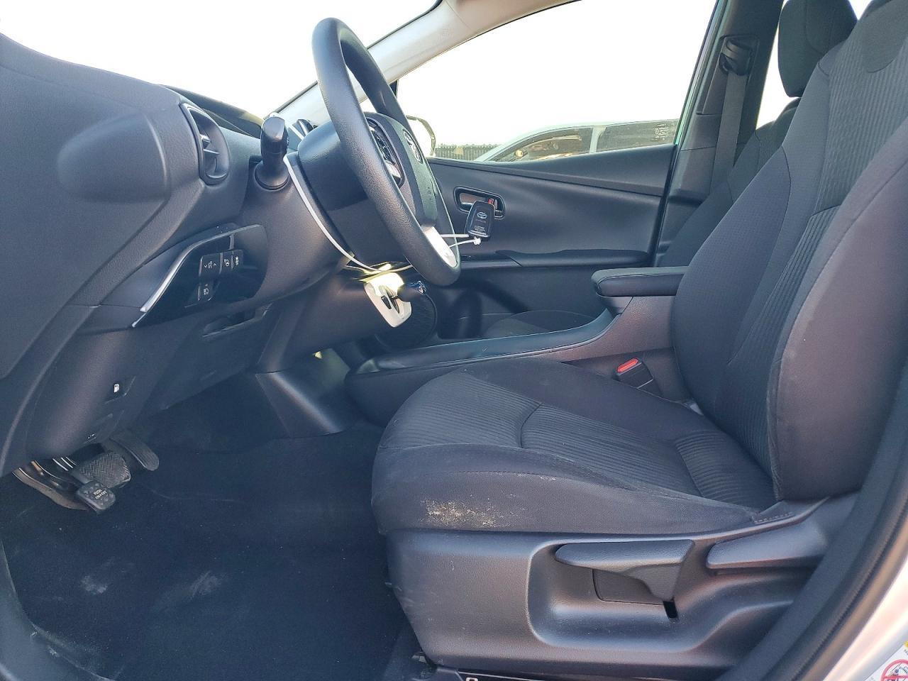 2018 TOYOTA PRIUS
