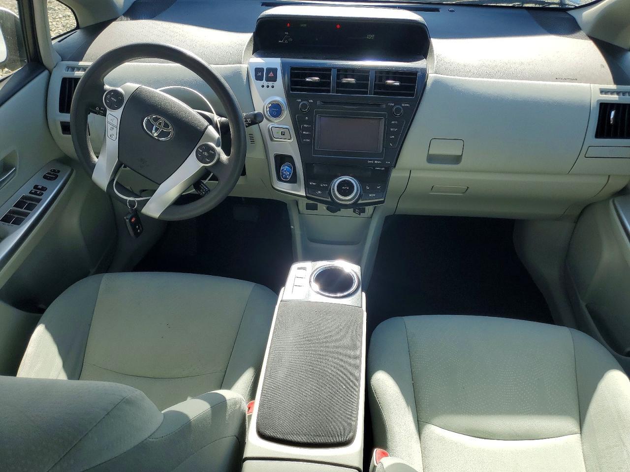 2014 TOYOTA PRIUS V