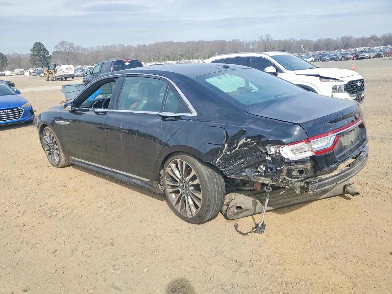 2017 LINCOLN Continental