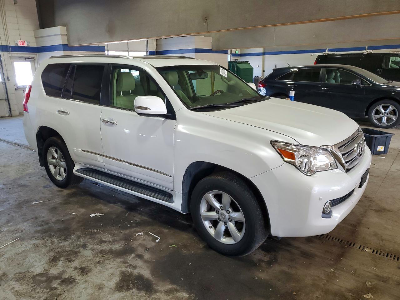 2013 LEXUS GX 460