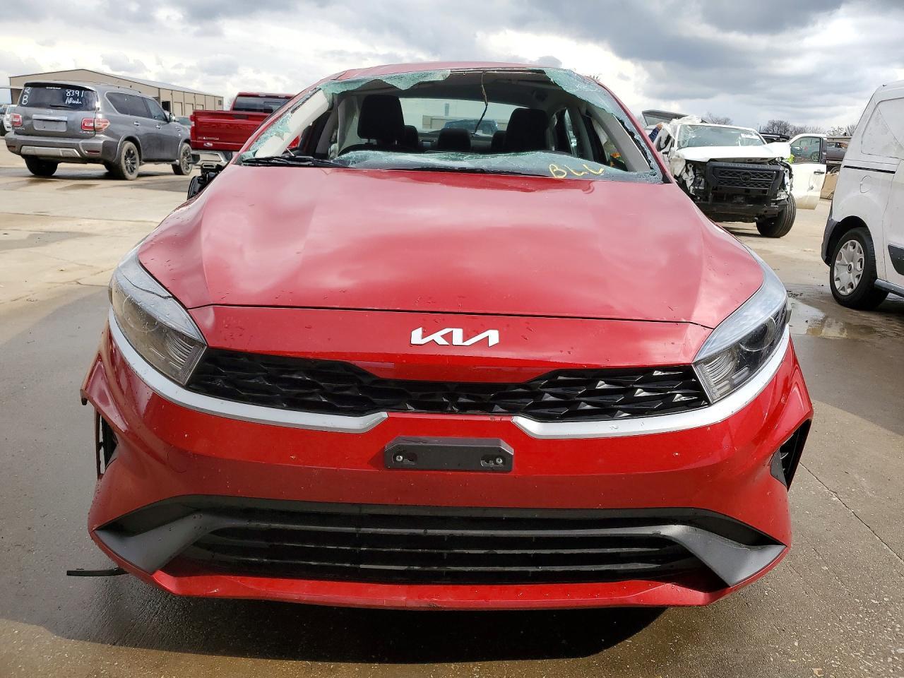 2023 KIA FORTE