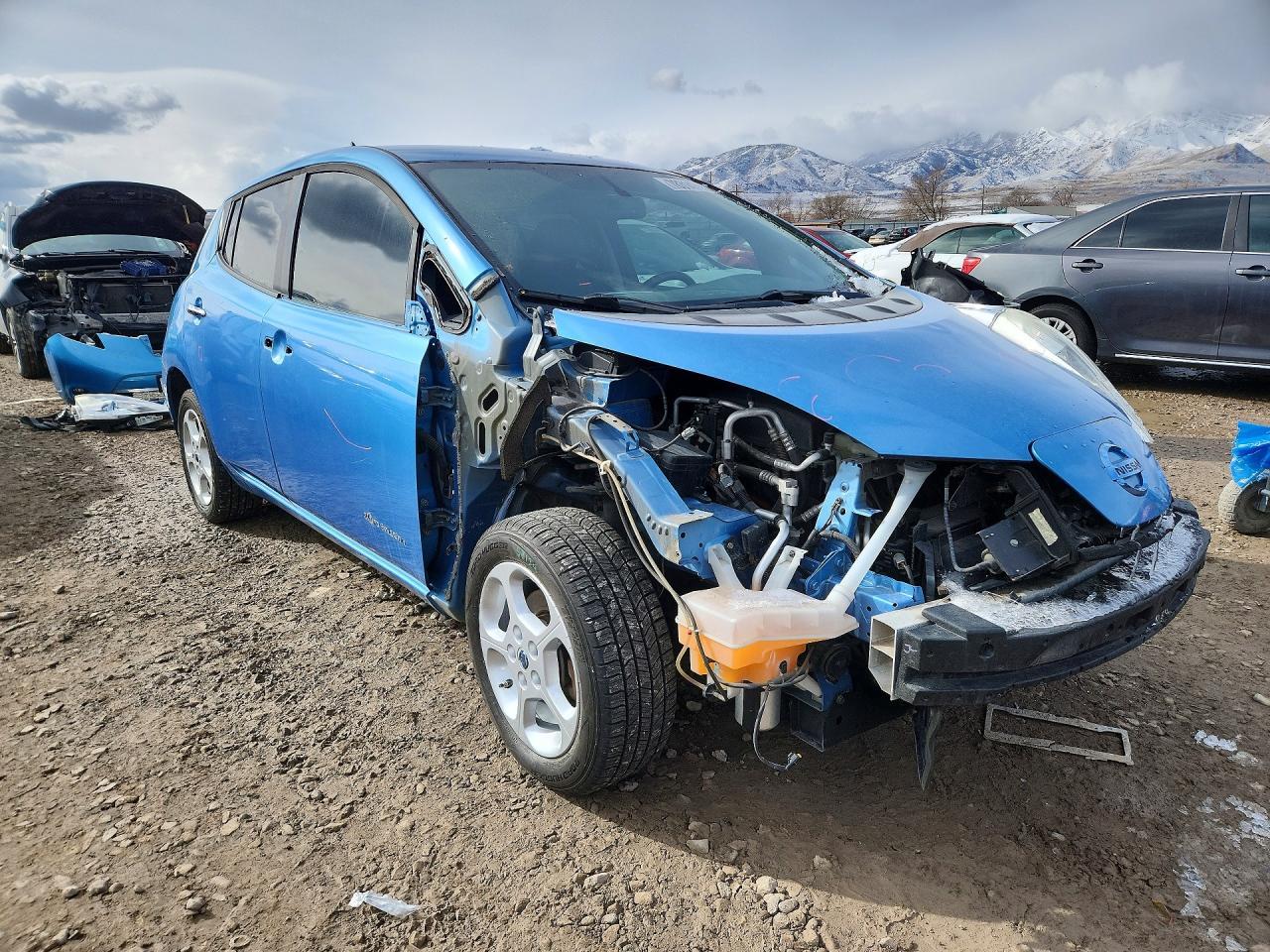 2013 NISSAN LEAF