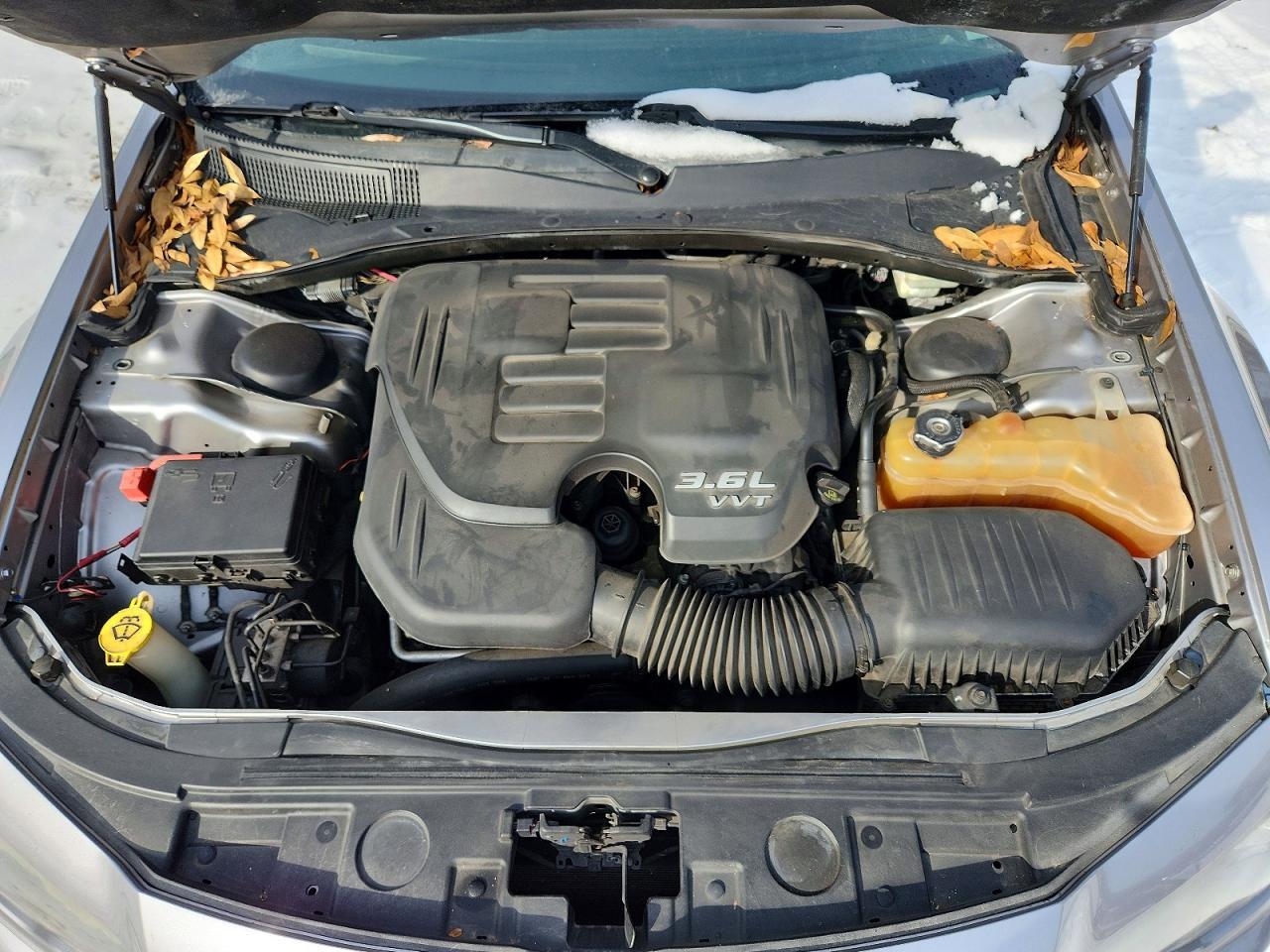 2014 CHRYSLER 300