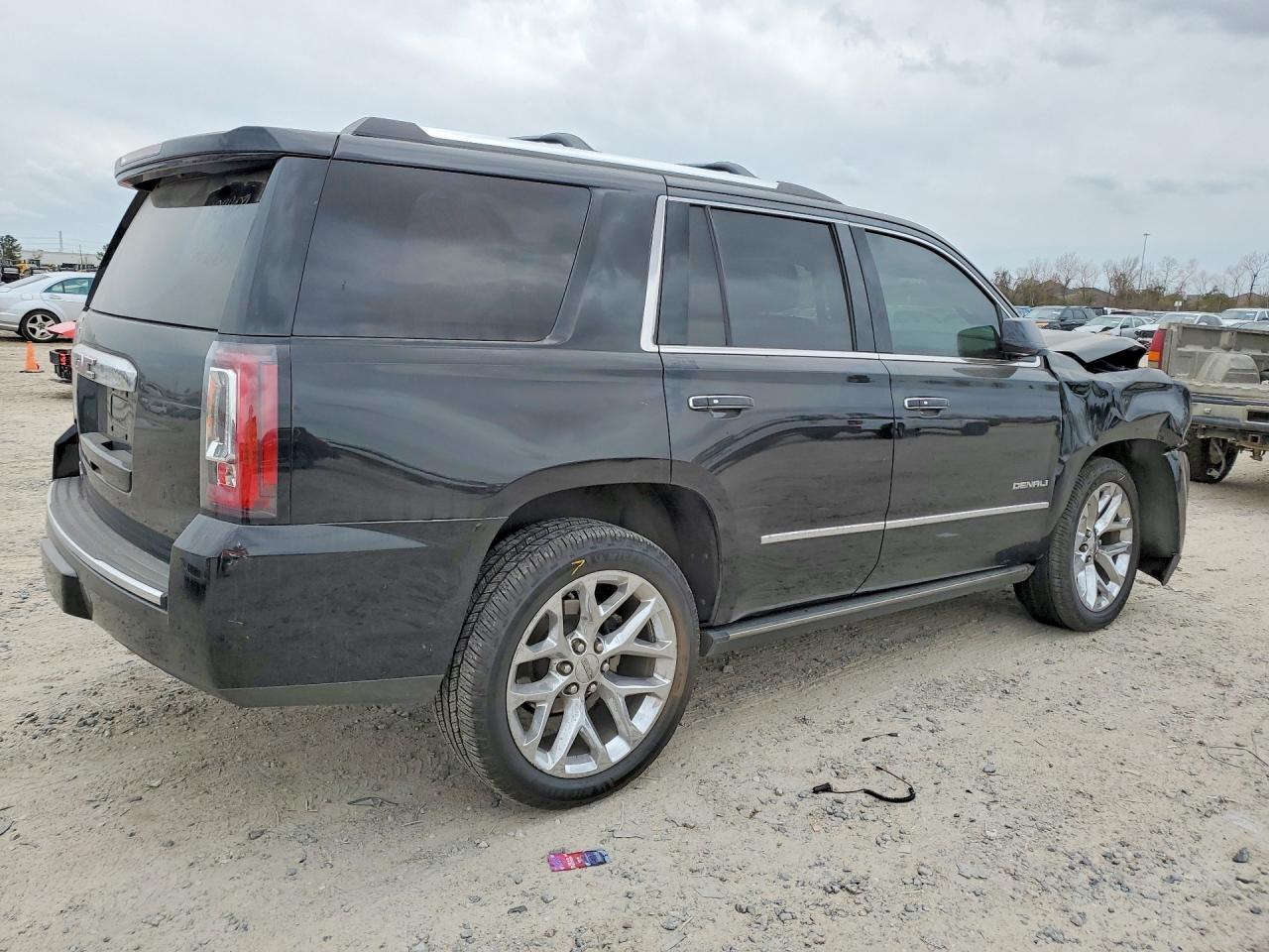 2015 GMC Yukon