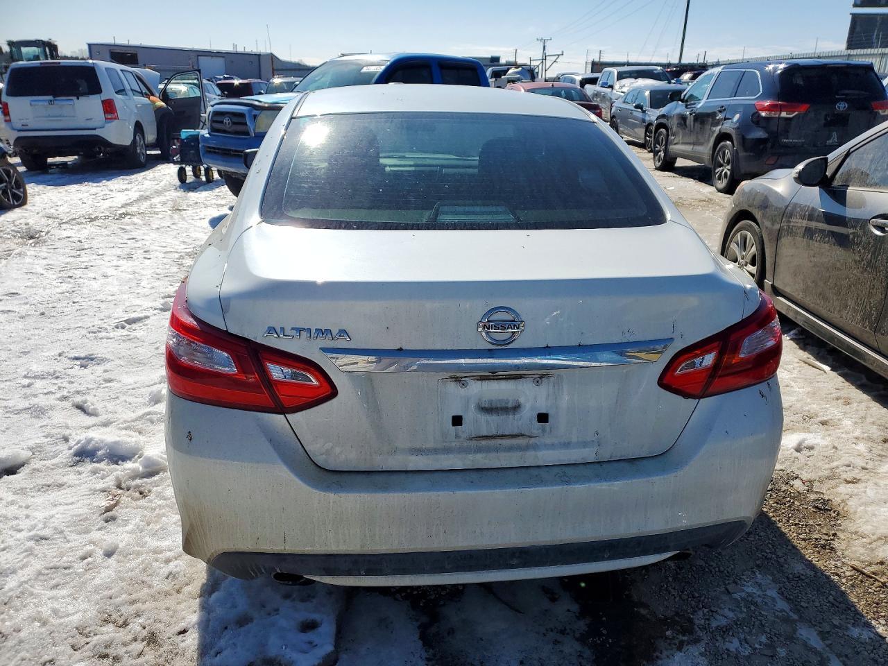 2016 NISSAN ALTIMA