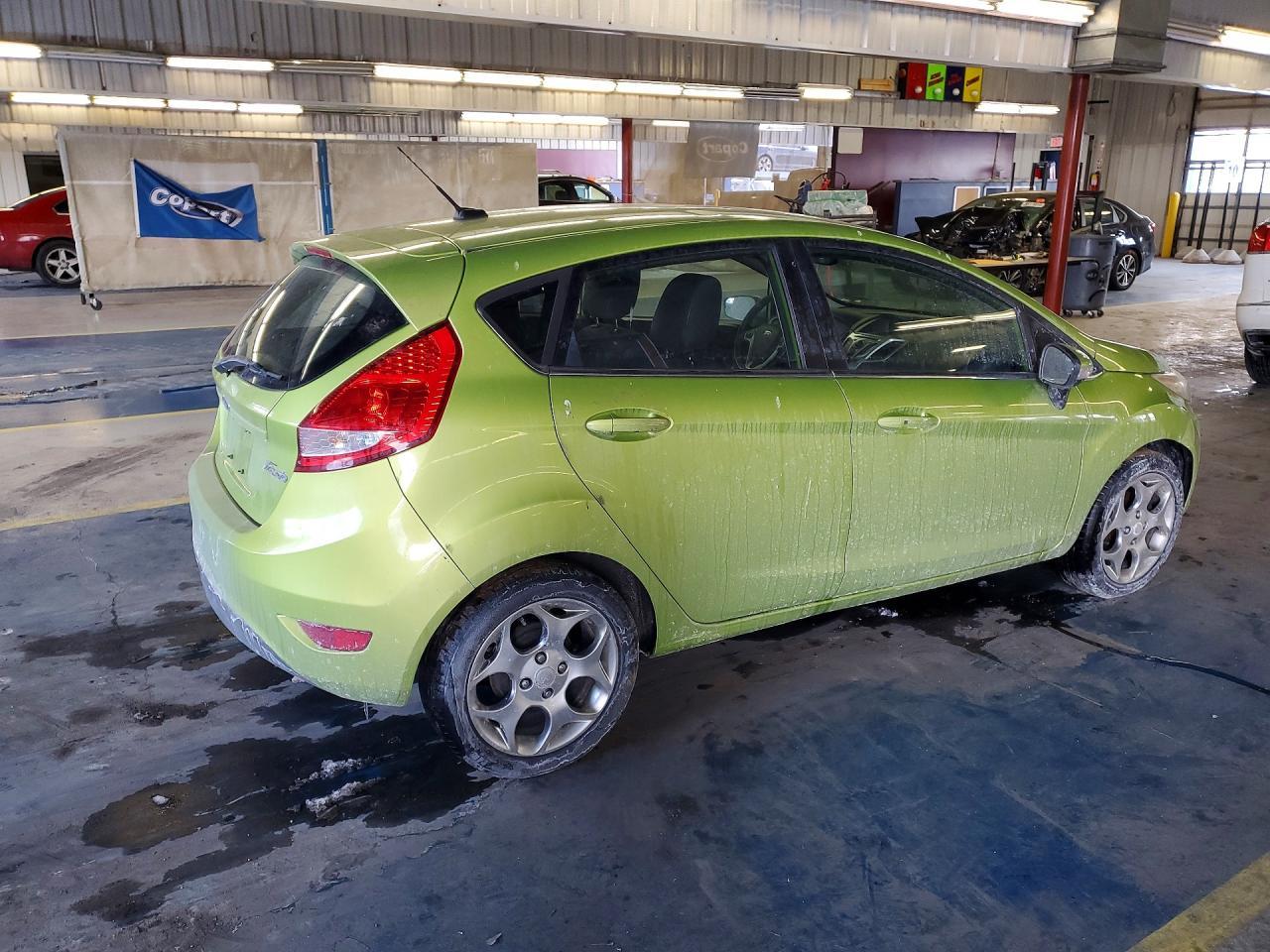 2011 FORD Fiesta