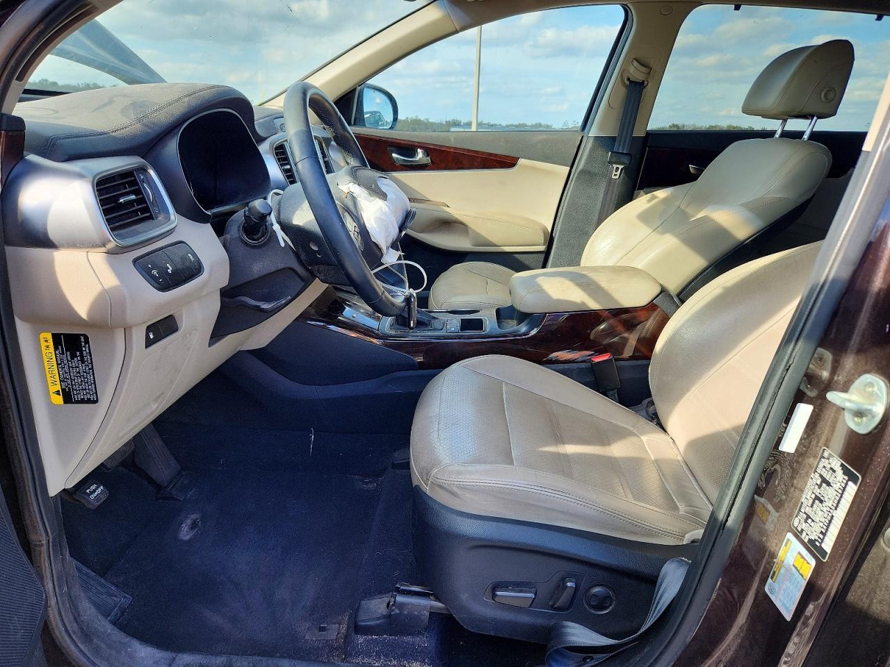 2017 KIA SORENTO