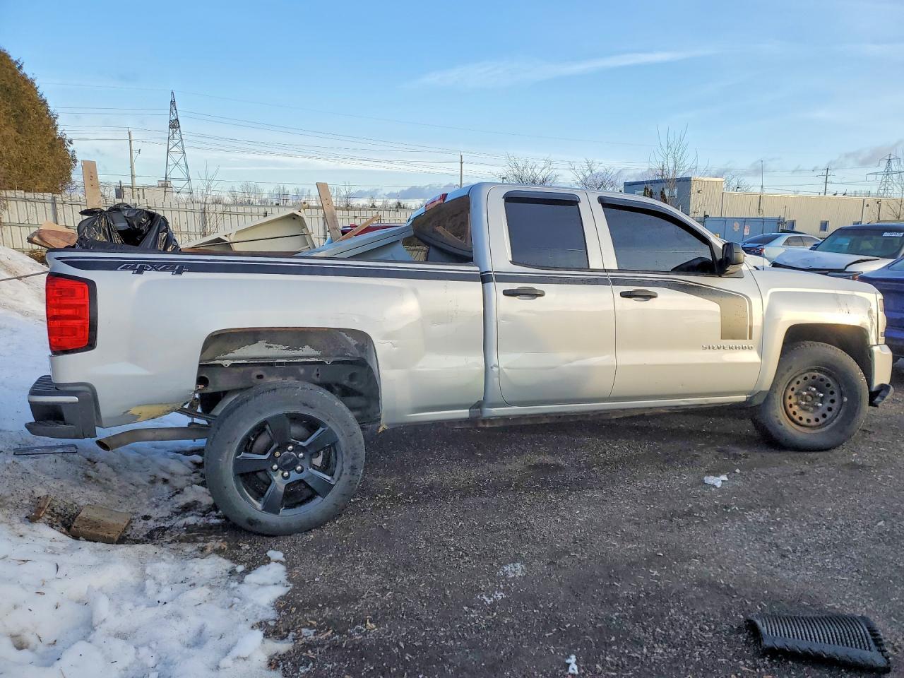2018 CHEVROLET Silverado
