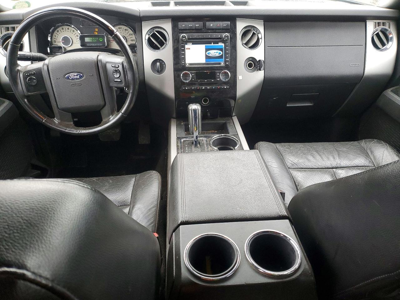 2013 FORD Expedition