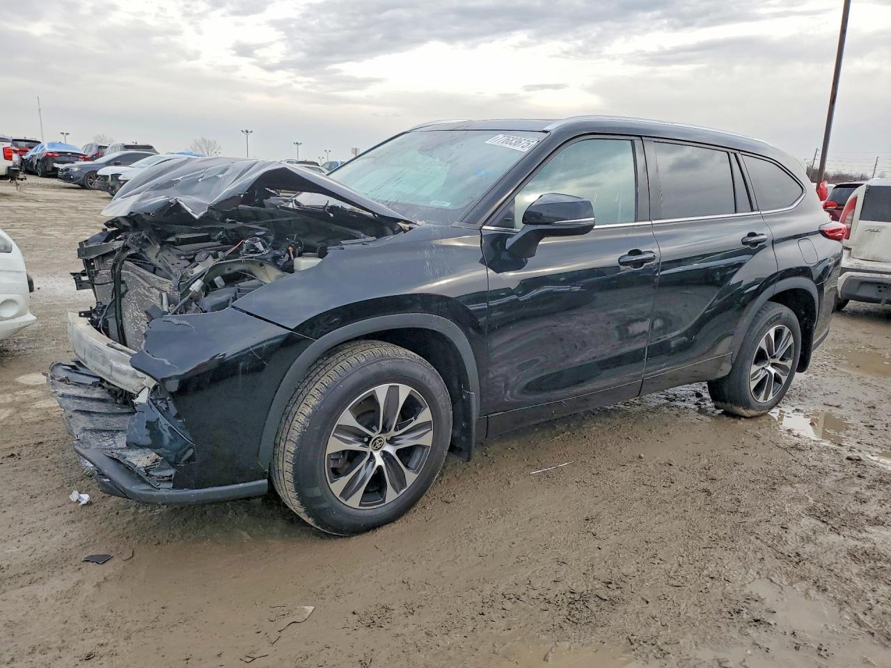 2021 TOYOTA HIGHLANDER