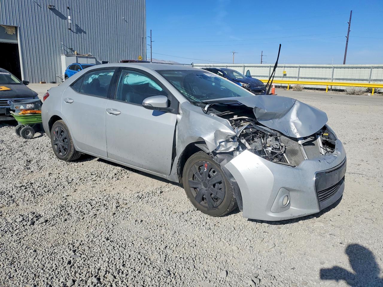 2016 TOYOTA COROLLA