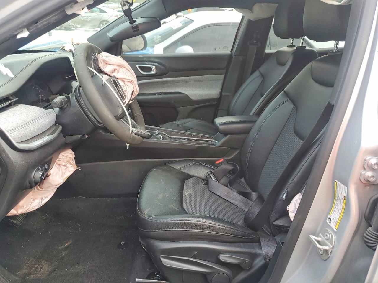2012 JEEP Grand Cherokee
