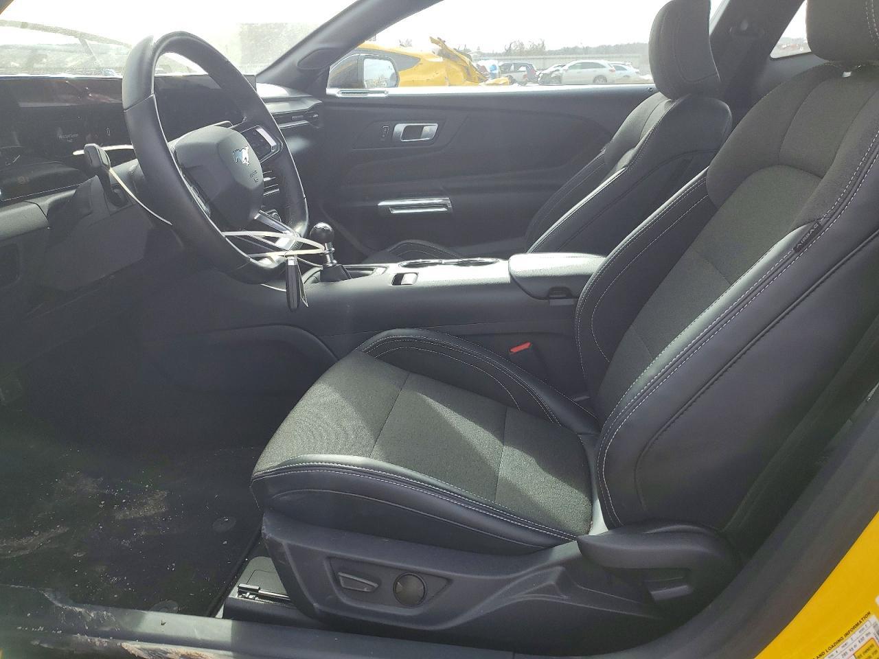 2024 FORD MUSTANG