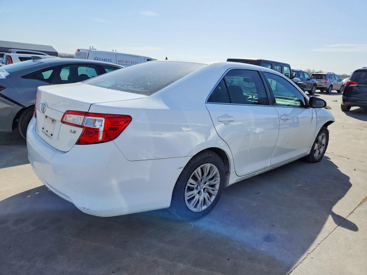 2014 TOYOTA CAMRY