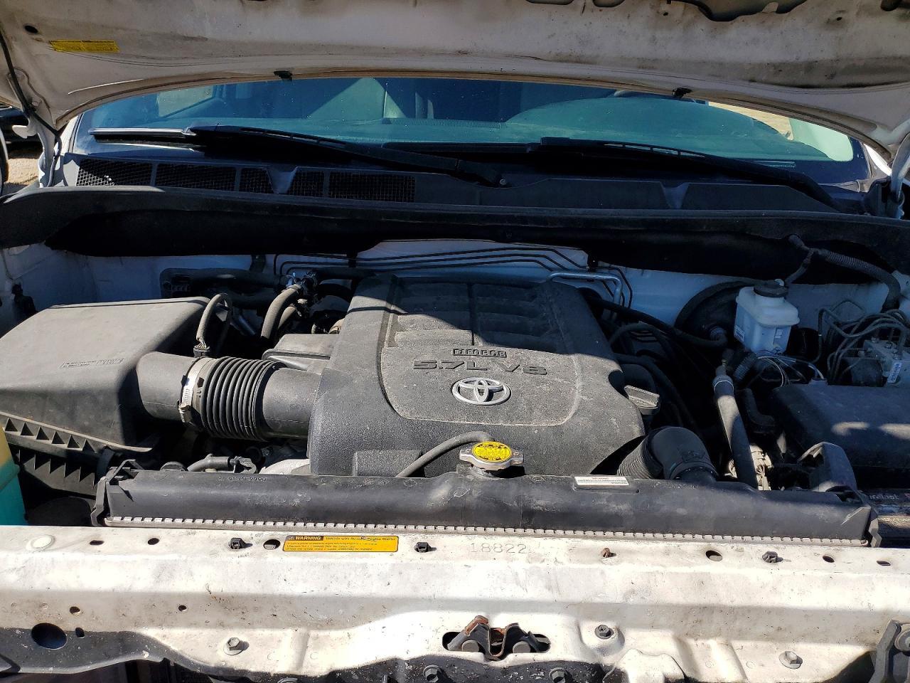 2013 TOYOTA Sequoia