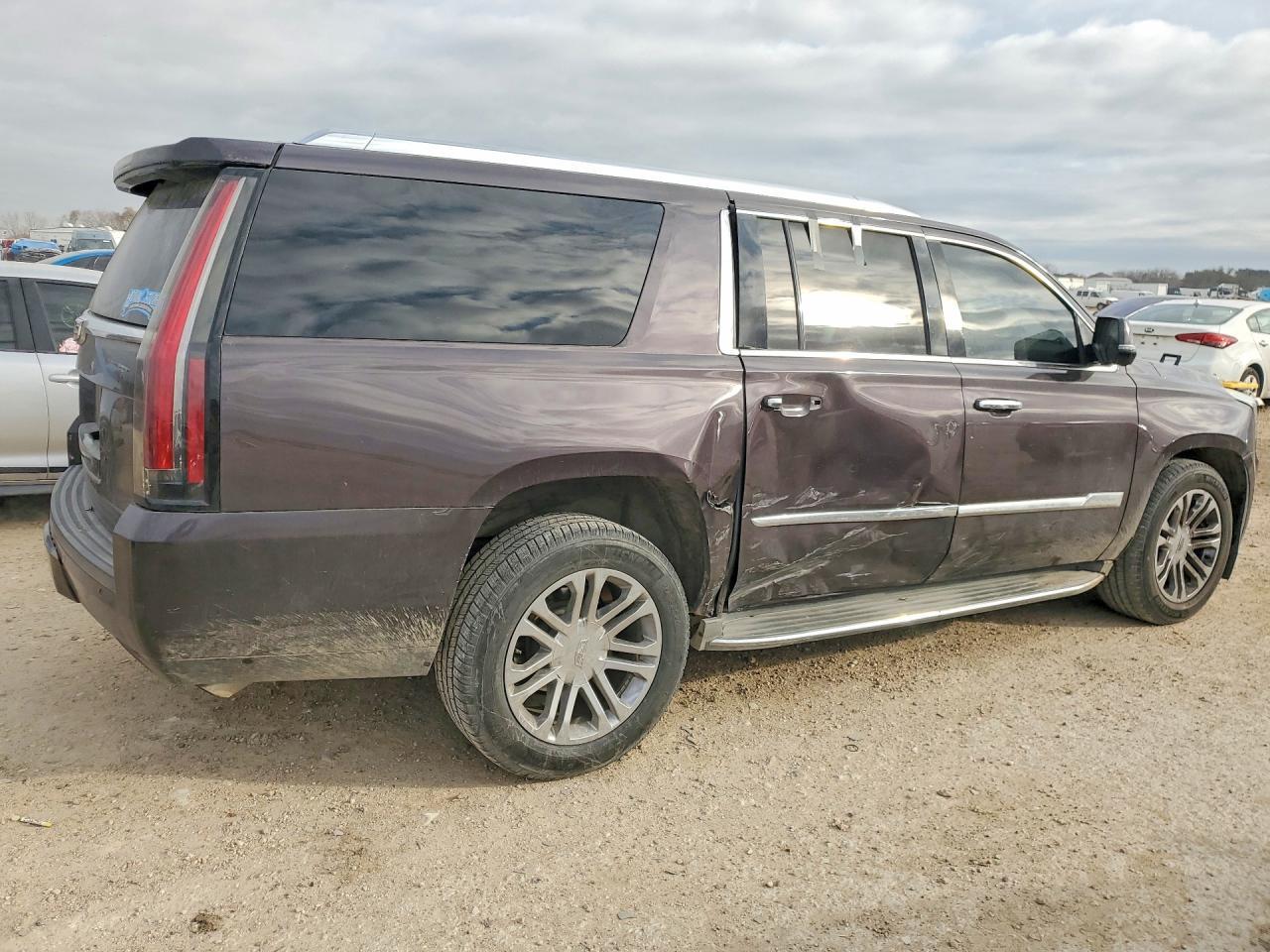 2015 CADILLAC Escalade ESV