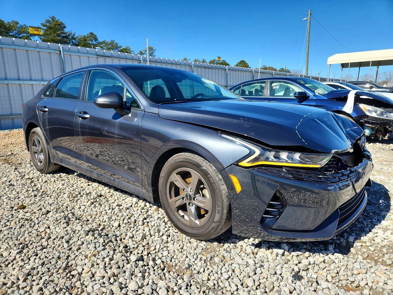 2022 KIA K5