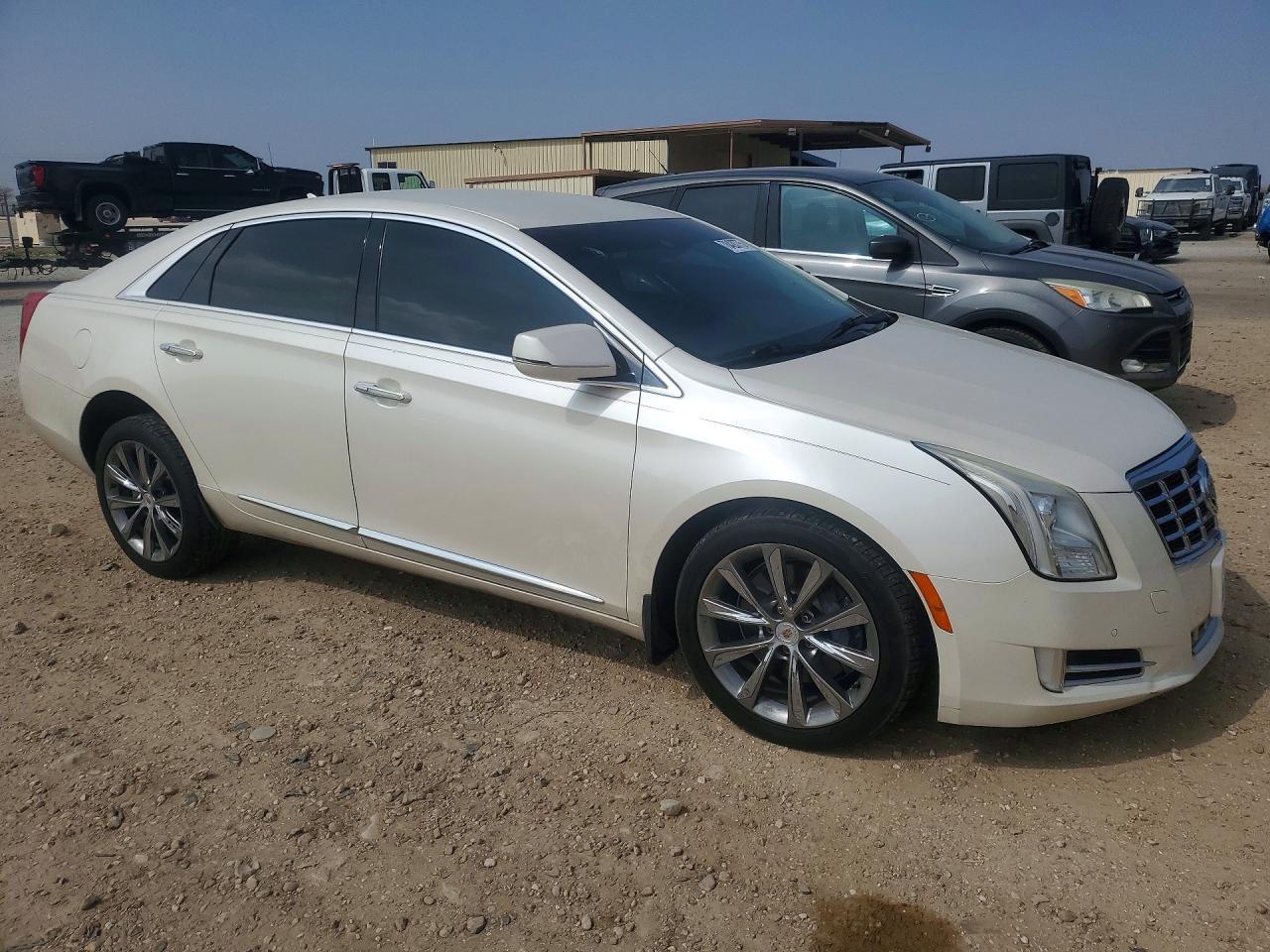 2013 CADILLAC XTS