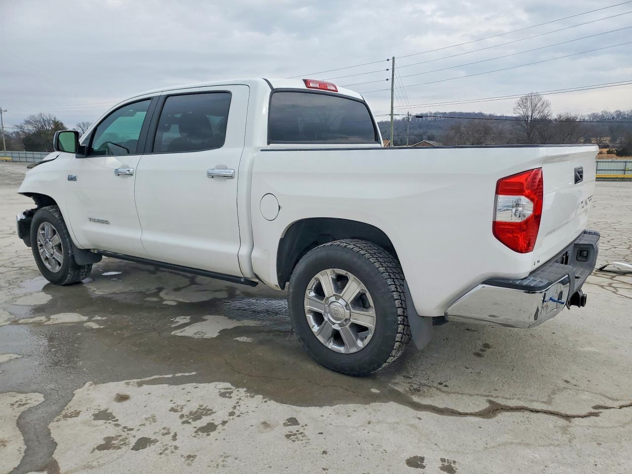 2016 TOYOTA TUNDRA