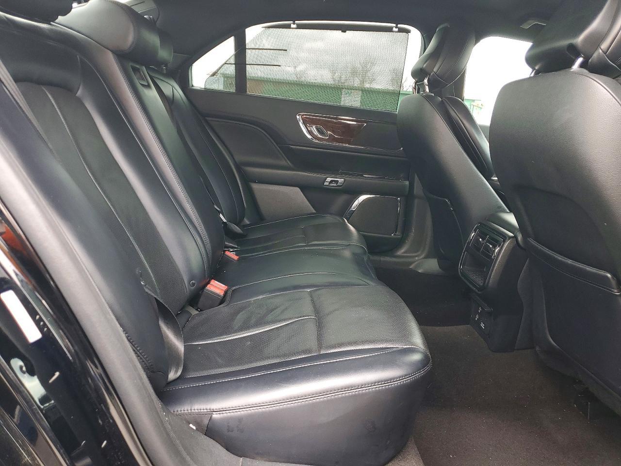 2019 LINCOLN Continental