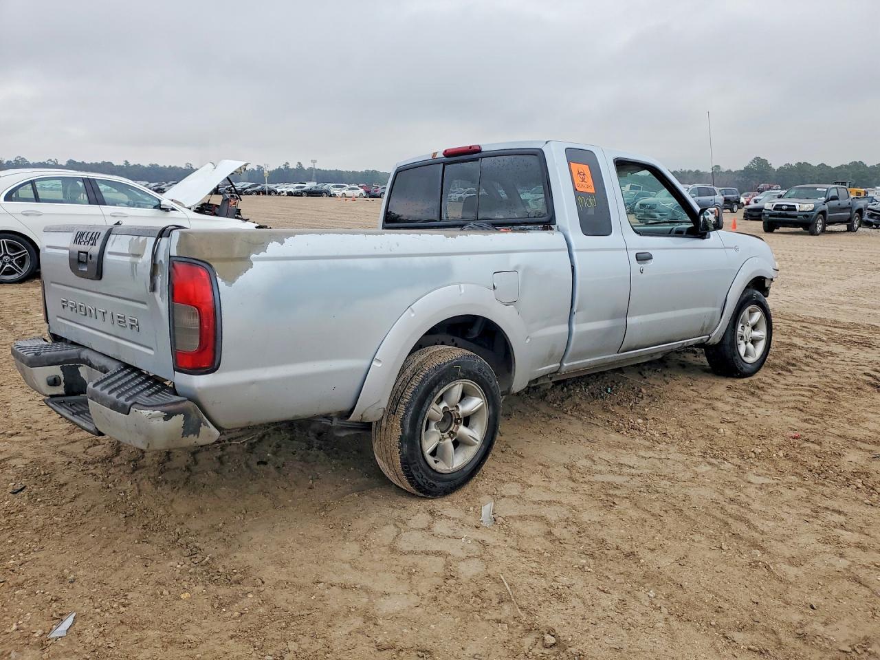 2001 NISSAN Frontier