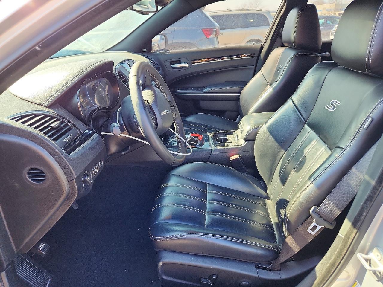 2022 CHRYSLER 300