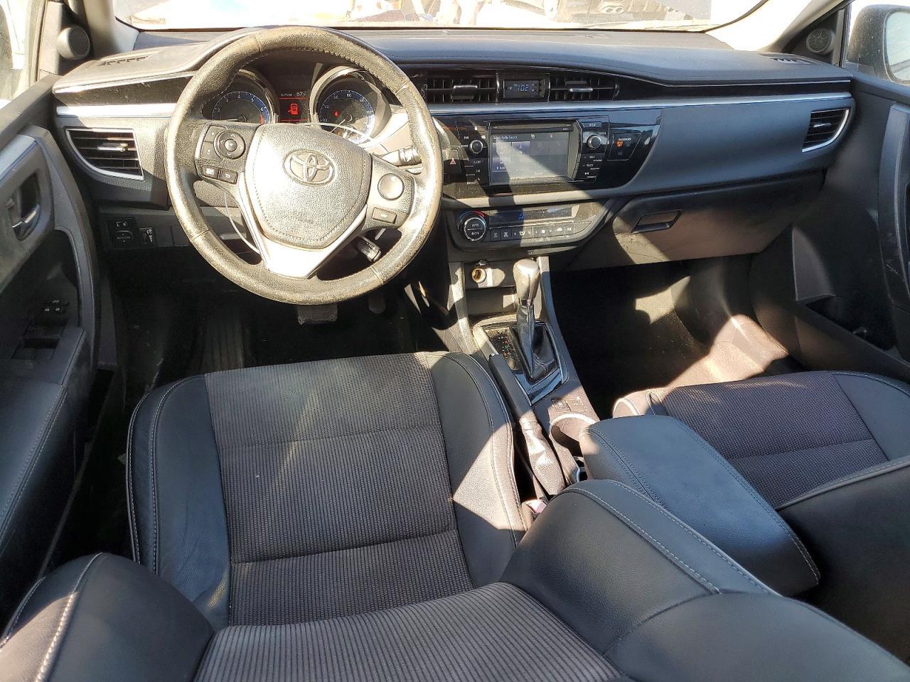 2015 TOYOTA COROLLA